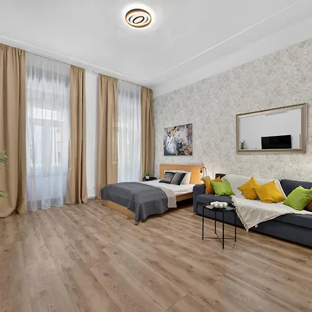 דירה The Grand Kazinczy Boutique